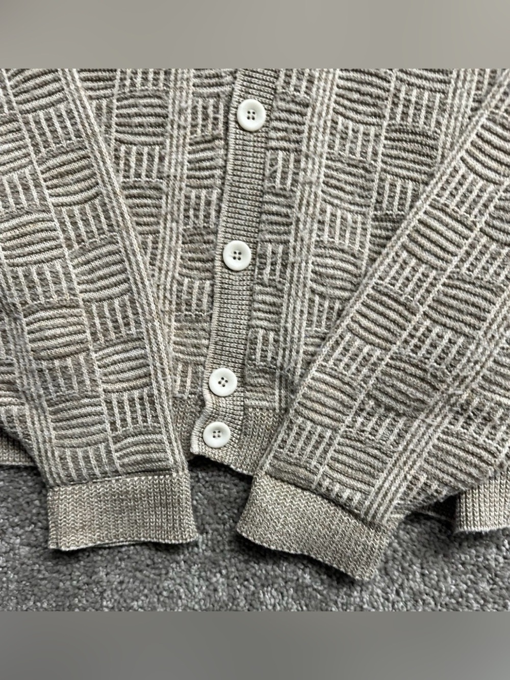 Vintage neutral 90s grandpa oversized cardigan - size XL tan & cream - Picture 4 of 6